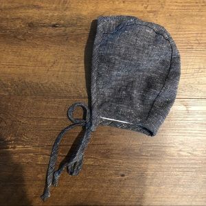 Briar baby bonnet